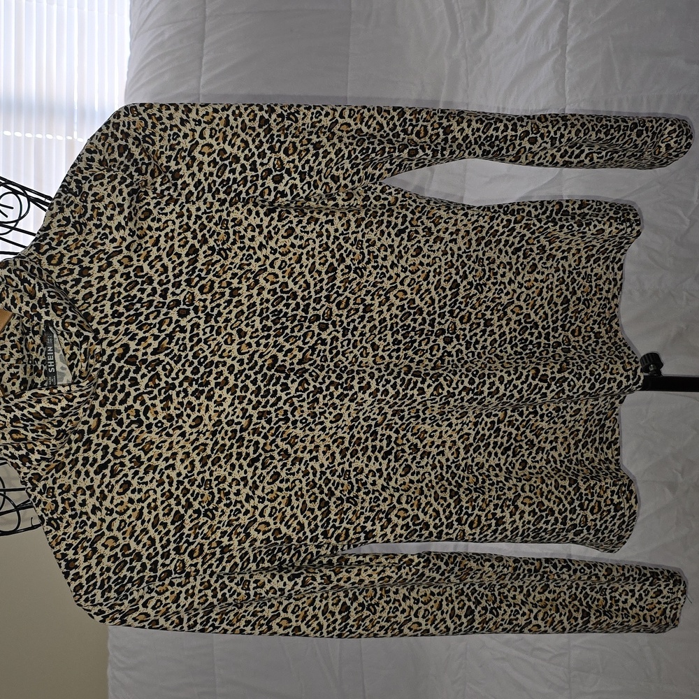 SHEIN Animal Print Long Sleeve Turtleneck Black & Brown Womens Large (Jan #2)